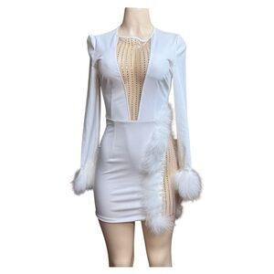 NHICDNS. Elegant White Dress with Fur Accents